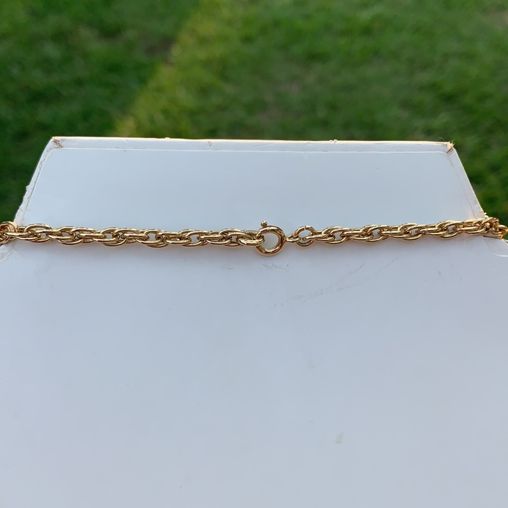 Vintage 1973 Gold-tone Sarah Coventry Necklace - Picture 11 of 17